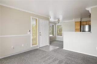 Photo #4: 2718851 Listing 