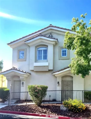 Photo #2: 2718858 Listing 