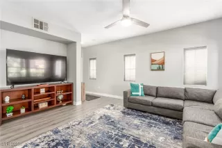 Photo #2: 2718863 Listing 