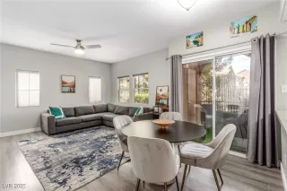 Photo #3: 2718863 Listing 