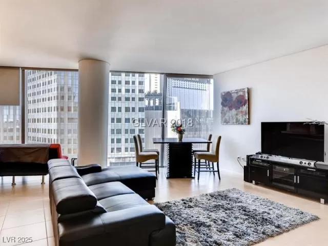 MLS: 2718924 Condo For Sale