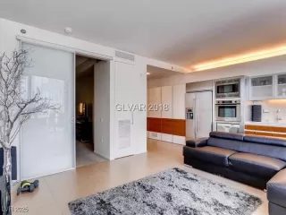 Photo #2: 2718924 Listing 