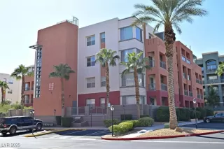 Photo #1: 2718925 Listing 