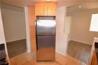 Photo #5: 2718930 Listing 