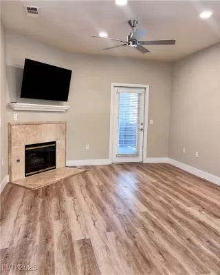 Photo #4: 2718932 Listing 