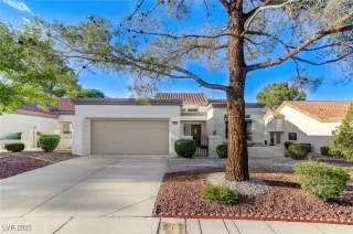 Photo #1: 2718934 Listing