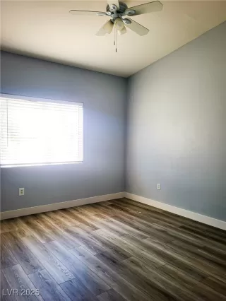 Photo #6: 2718961 Listing 