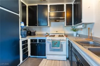 Photo #6: 2718962 Listing 