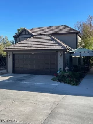 Photo #1: 2718982 Listing 