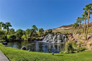 Photo #2: 2718985 Listing 