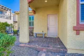 Photo #3: 2718995 Listing