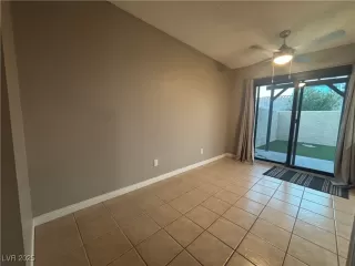 Photo #5: 2719036 Listing 