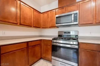 Photo #6: 2719048 Listing 