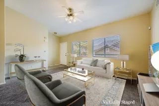 Photo #2: 2719052 Listing