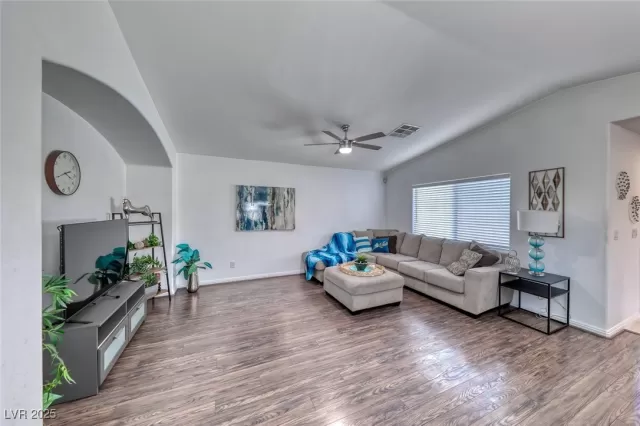 MLS: 2719056 Condo For Sale