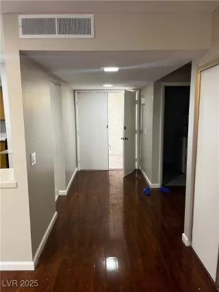 Photo #5: 2719060 Listing