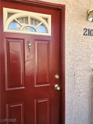 Photo #3: 2719065 Listing