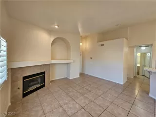 Photo #6: 2719065 Listing