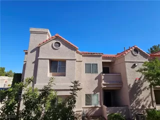 Photo #1: 2719069 Listing