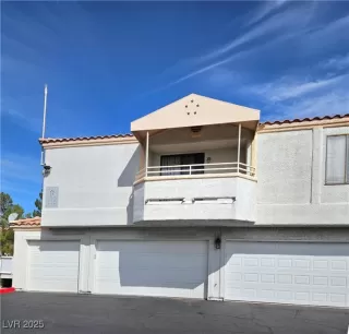 Photo #2: 2719074 Listing