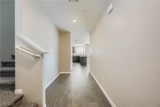 Photo #4: 2719077 Listing 