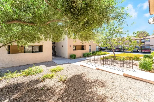 MLS: 2719103 Condo For Sale