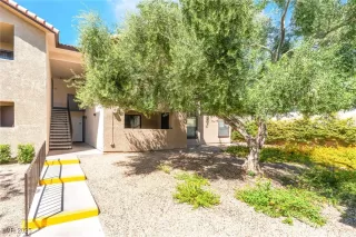 Photo #1: 2719103 Listing 