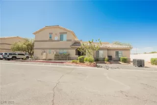 Photo #2: 2719123 Listing 