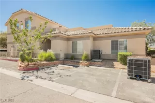 Photo #5: 2719123 Listing 