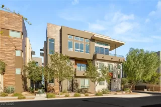 Photo #1: 2719150 Listing 