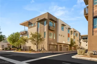 Photo #2: 2719150 Listing 