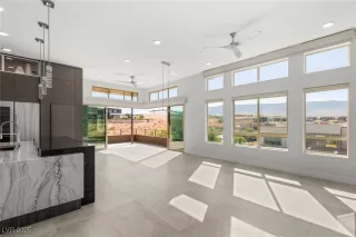 Photo #6: 2719150 Listing 