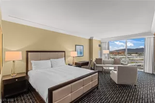 Photo #1: 2719157 Listing 