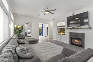 Photo #1: 2719159 Listing 