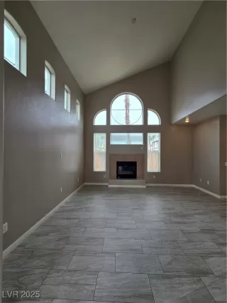Photo #3: 2719165 Listing 