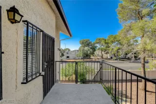 Photo #5: 2719172 Listing 