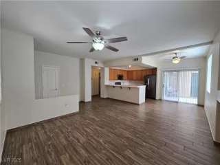 Photo #4: 2719179 Listing 