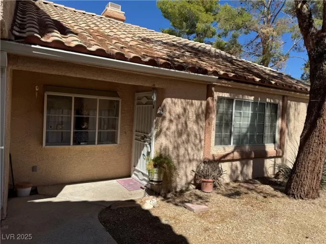 MLS: 2719187 Condo For Sale