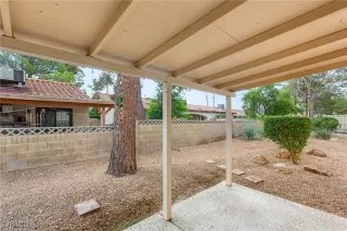 Photo #6: 2719187 Listing