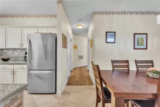 Photo #5: 2719206 Listing