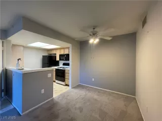 Photo #3: 2719222 Listing 