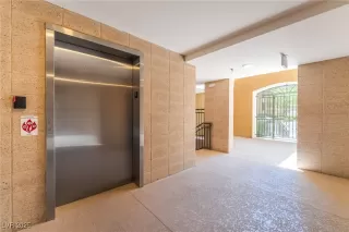 Photo #2: 2719230 Listing 