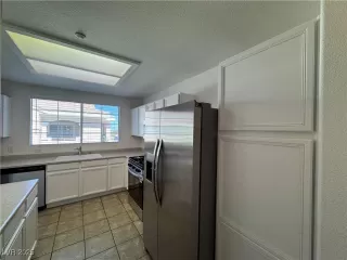 Photo #6: 2719233 Listing 