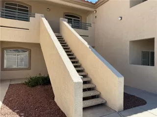 Photo #1: 2719253 Listing 