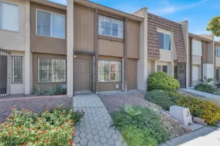 Photo #1: 2719280 Listing