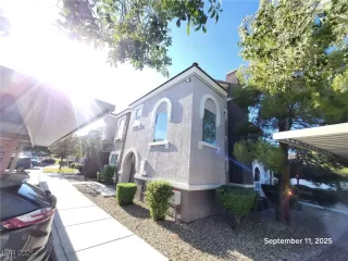 Photo #1: 2719285 Listing 