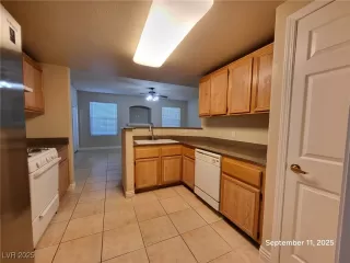 Photo #5: 2719285 Listing 