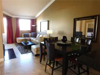 Photo #1: 2719301 Listing 