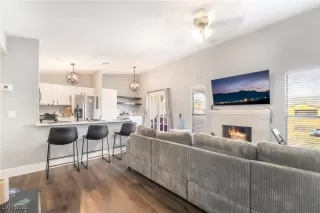 Photo #3: 2719349 Listing 