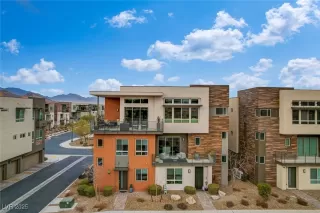 Photo #3: 2719360 Listing 